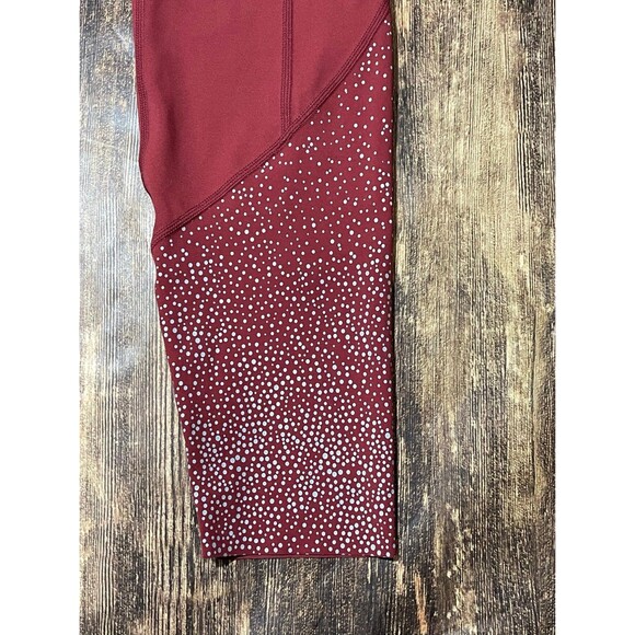 Zyia Active Light & Luxe Pocket Reflective Hi rise 7/8 leggings Merlot size 6-8 - Picture 2 of 5